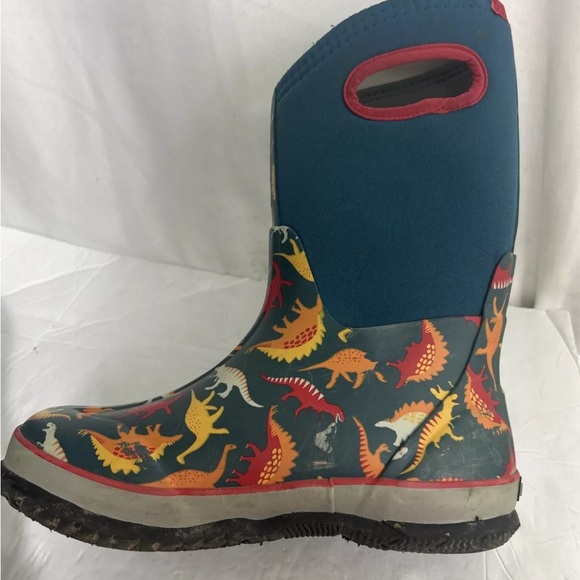 Bogs K Classic Youth Size 5 Dino Rain Boot Pull On waterproof Flaw - Picture 12 of 15